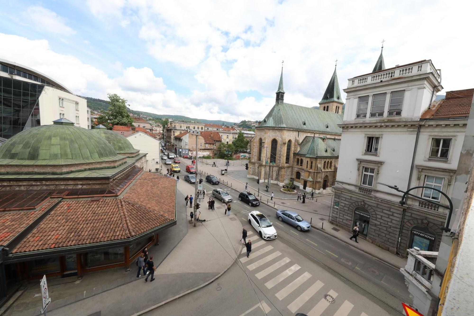 Historijski Luksuz U Starom Gradu, Garage Parking SJJ Extérieur photo